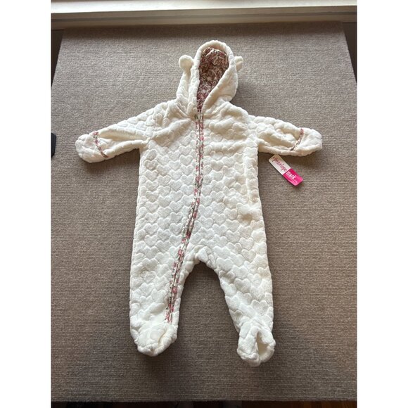 Penelope Mack Girls Fuzzy Footie Suit White Quilted Snowsuit Winter 6/9 Months - Picture 1 of 6